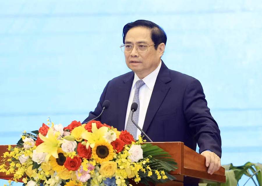 Thủ tướng Chính phủ Phạm Minh Chính: Ở nước ta, những giá trị tiến bộ, nhân văn của Nhà nước pháp quyền xã hội chủ nghĩa từng bước được thực hiện, góp phần quan trọng bồi đắp, củng cố niềm tin của nhân dân vào sự lãnh đạo, chỉ đạo đúng đắn của Đảng, Nhà nước và tương lai tươi sáng của đất nước chúng ta - Ảnh: VGP/Nhật Bắc.
