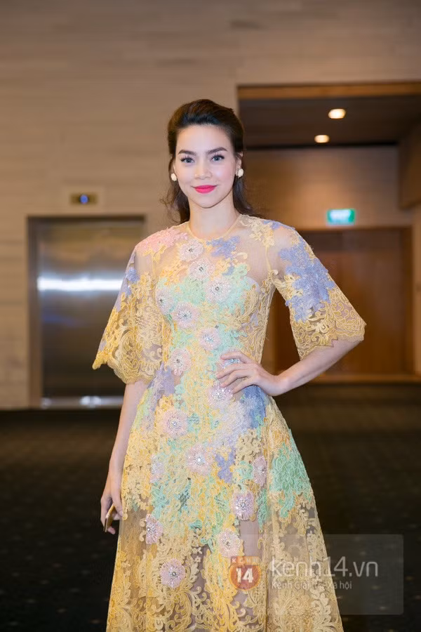 Hồ Ngọc Hà cùng dàn mỹ nhân Việt lộng lẫy trong sự kiện 1