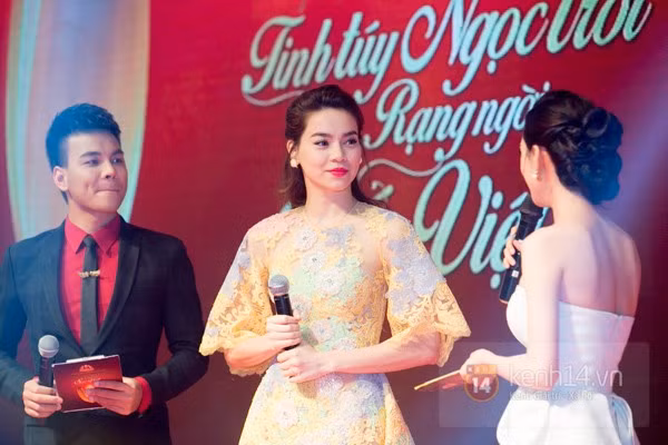 Hồ Ngọc Hà cùng dàn mỹ nhân Việt lộng lẫy trong sự kiện 2