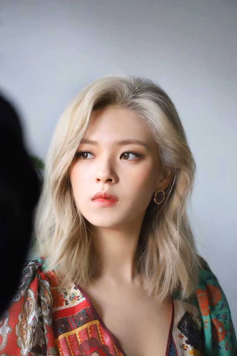 Jeongyeon (TWICE) đã nhận được 101.377 phiếu bầu trong cuộc bình chọn.