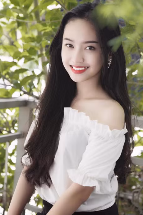 Nhan sac 3 co nang thi phi nhat mang xa hoi Viet nhung ngay qua - Anh 6