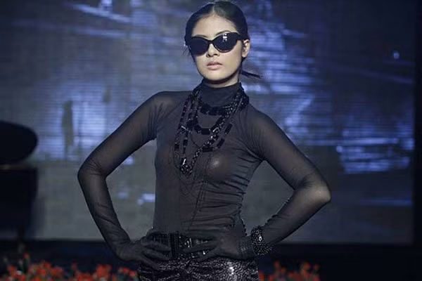 nhung su co vay ao khien ngoc han bi sam soi - 11