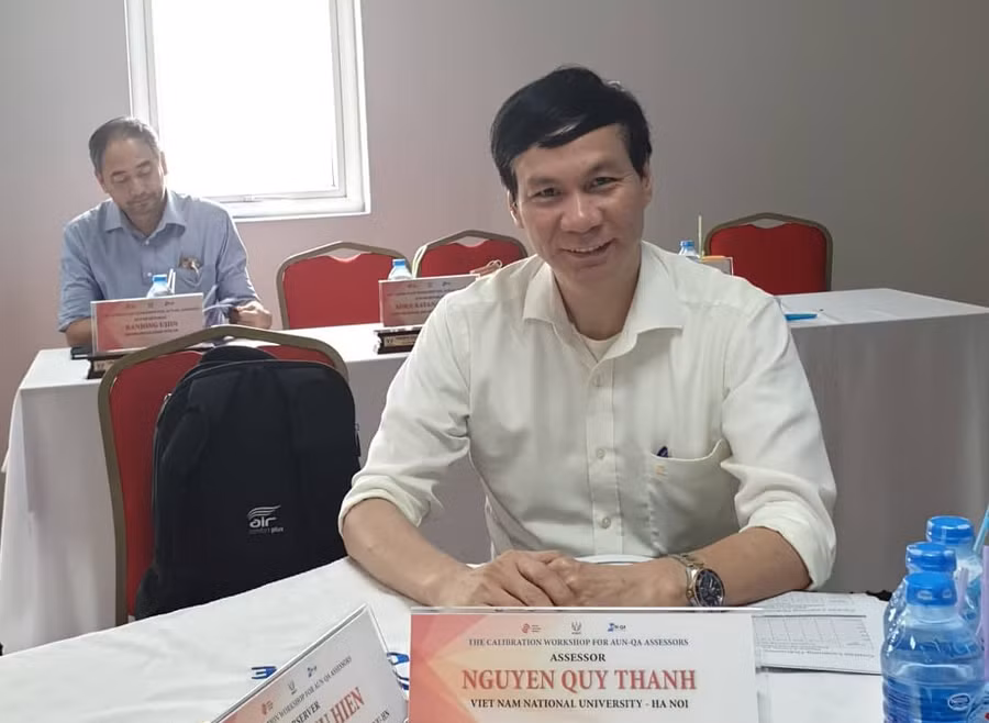 GS Nguyễn Quý Thanh – Hiệu trưởng Trường ĐH Giáo dục, ĐHQG Hà Nội. GS Nguyễn Quý Thanh – Hiệu trưởng Trường ĐH Giáo dục, ĐHQG Hà Nội.