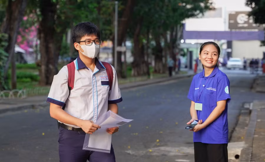 Thí sinh dự kỳ thi đánh giá năng lực do Đại học Quốc gia TPHCM tổ chức năm 2024. Ảnh: Lê Nam Thí sinh dự kỳ thi đánh giá năng lực do Đại học Quốc gia TPHCM tổ chức năm 2024. Ảnh: Lê Nam