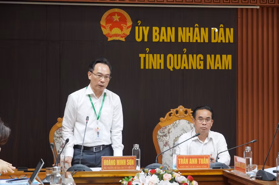 Thứ trưởng Bộ GD&amp;ĐT Hoàng Minh Sơn lưu ý Quảng Nam cần chú trọng công tác bảo mật liên quan đến đề thi, bài thi.
