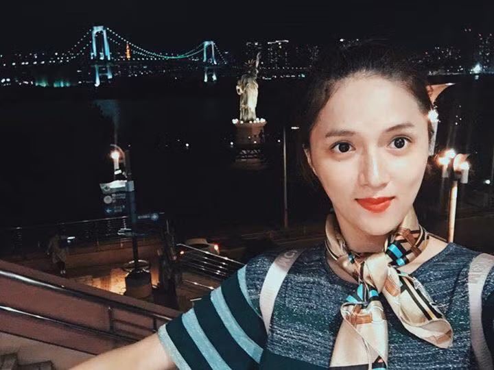 Cuộc sống giàu có của mỹ nhân chuyển giới đẹp nhất Việt Nam - Ảnh 16.