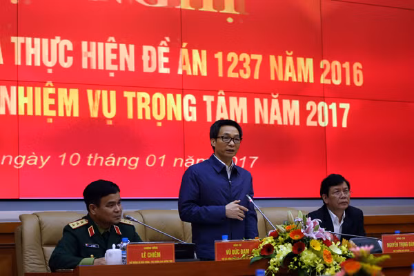 Phó Thủ tướng Vũ Đức Đam phát biểu tại hội nghị. Ảnh: VGP/Đình Nam