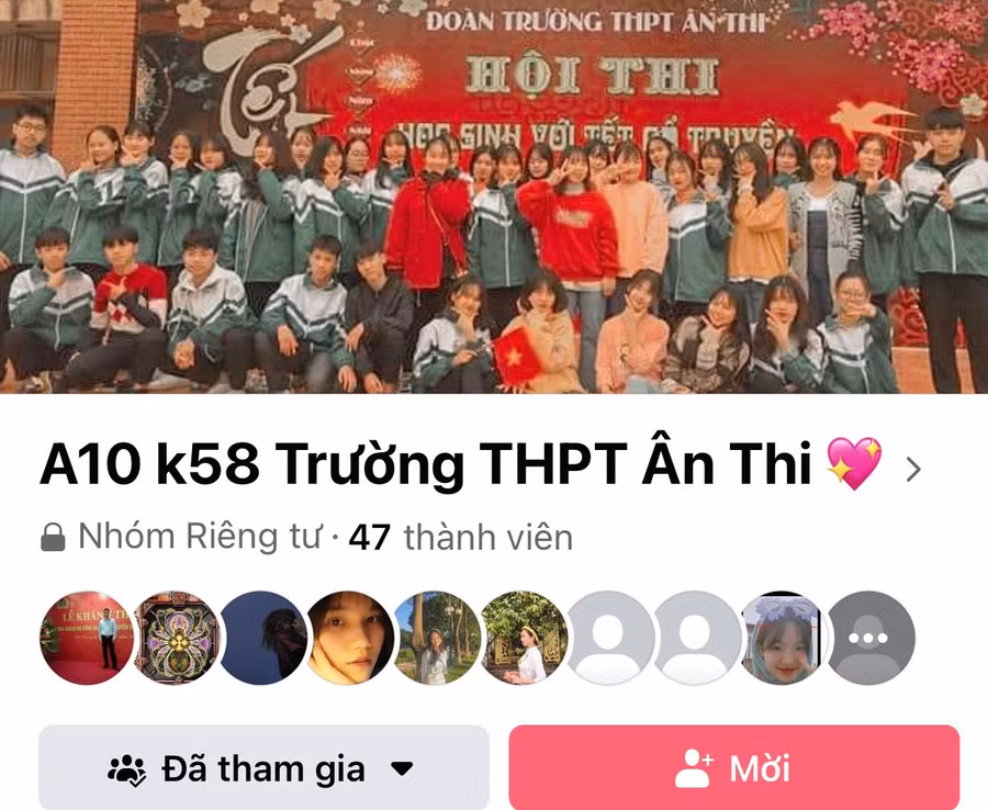 Trang Facebook kết nối thông tin của lớp 12A10. Trang Facebook kết nối thông tin của lớp 12A10.