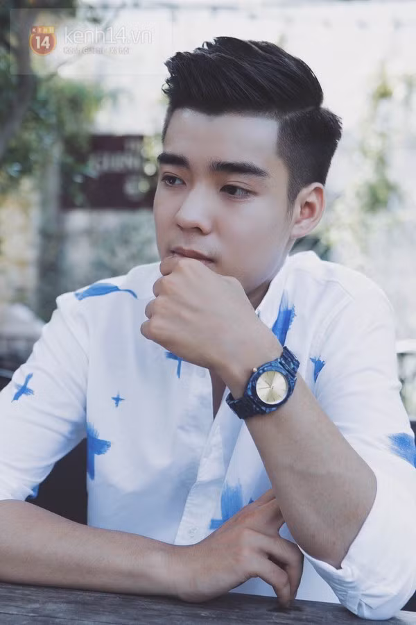 “Hot boy xe bus” chia sẻ về chuyện bất ngờ nổi tiếng ảnh 4