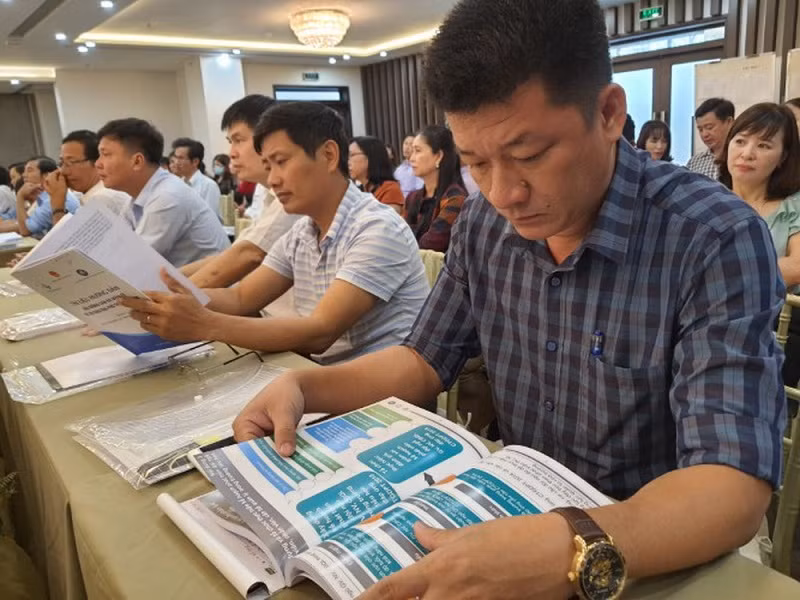 Khóa tập huấn cán bộ quản lý cơ sở giáo dục phổ thông cốt cán các tỉnh miền Trung, Tây Nguyên. Ảnh: TG