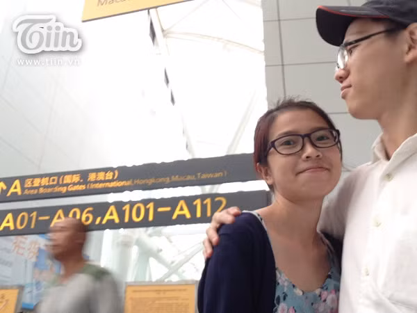 Chuyện tình đẹp như ngôn tình của cặp đôi yêu nhau từ nửa vòng trái đất