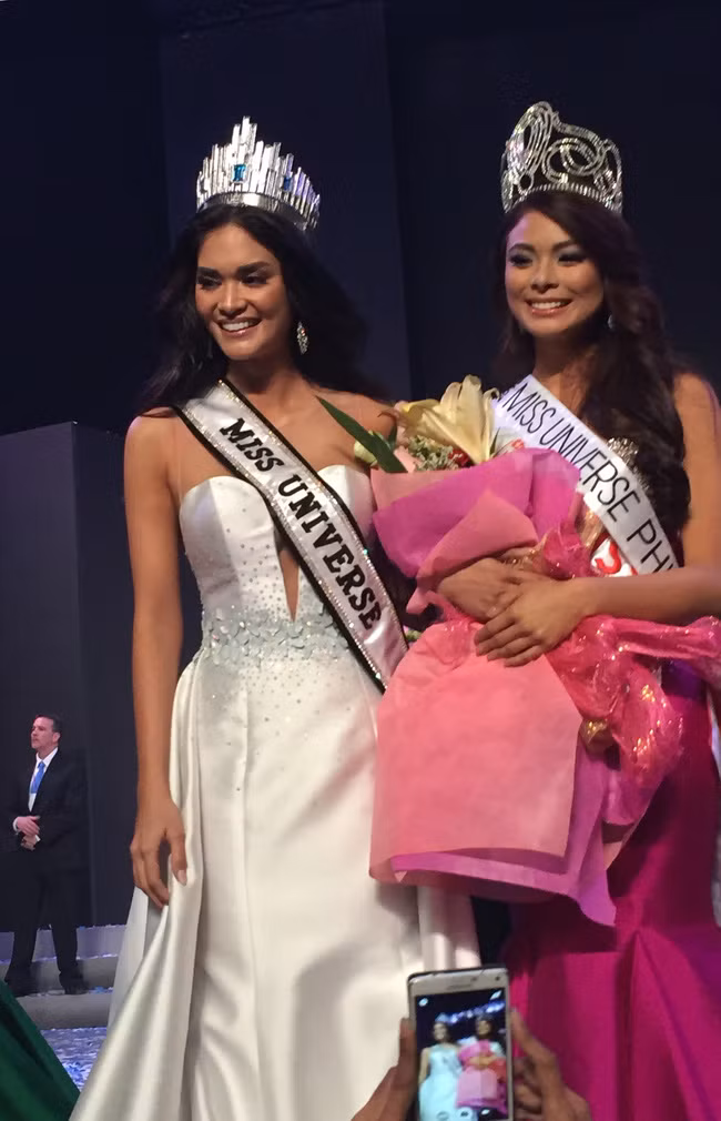 Chiêm ngưỡng nhan sắc xinh đẹp của Hoa hậu Hoàn vũ Philippines 20