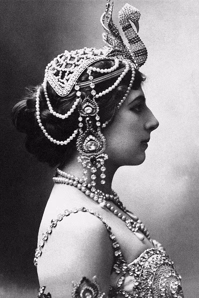 (1905)