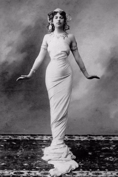 (1905)