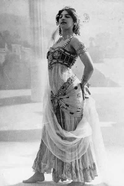 (1906)