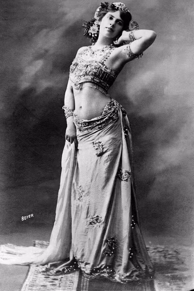 (1905)