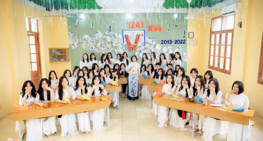 Cô Dung luôn tiên phong đổi mới và nỗ lực mang lại những giờ học Ngữ văn sôi nổi cho học trò.