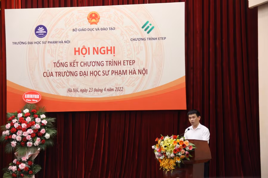 Ông Nguyễn Minh Nhiên - đại diện Sở Giáo dục và Đào tạo tỉnh Bắc Ninh phát biểu tại Hội nghị.