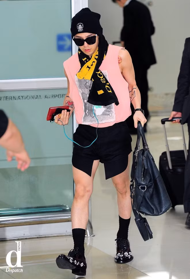 Loat kieu toc va trang phuc doc la chi G-Dragon dam dien hinh anh 7 gd88.jpg