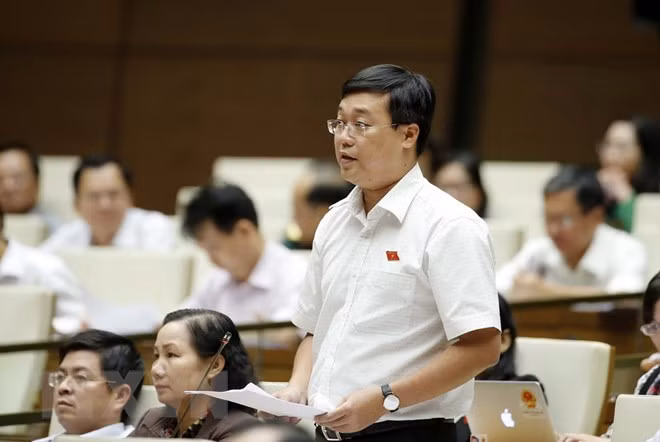 Đại biểu Lê Quốc Phong Đại biểu Lê Quốc Phong