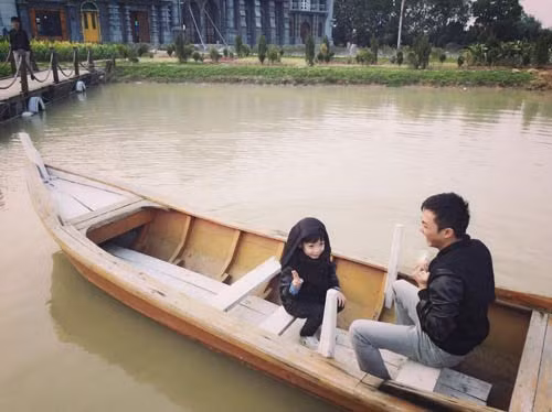 Cường Đô la và Subeo thích thú chèo thuyền ở Hà Nội - 8