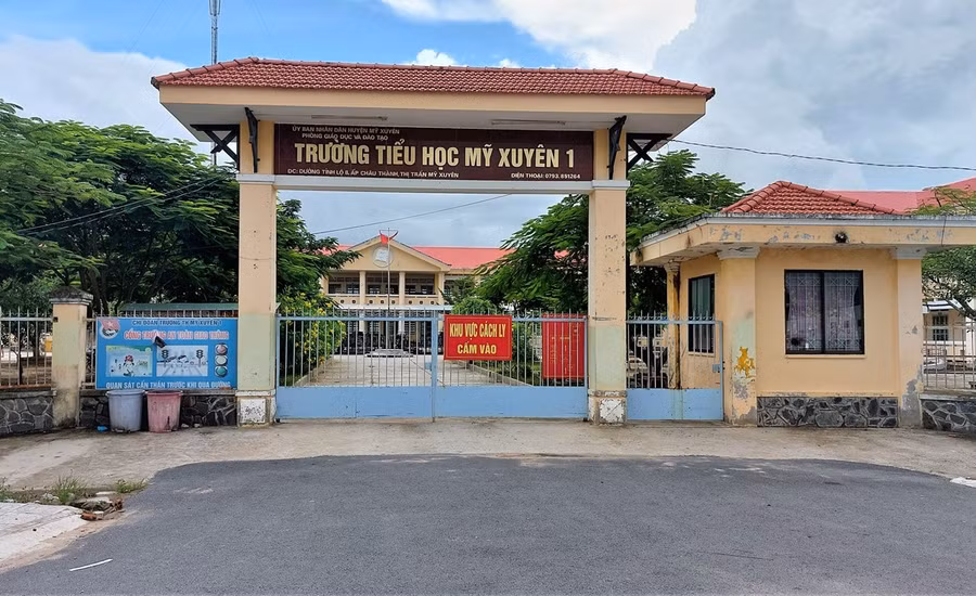 Một trường học tại huyện Mỹ Xuyên, Sóc Trăng được trưng dụng làm khu cách ly.