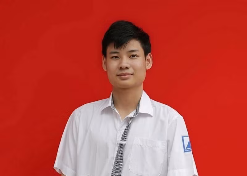 Học sinh Đỗ Bách Khoa.
