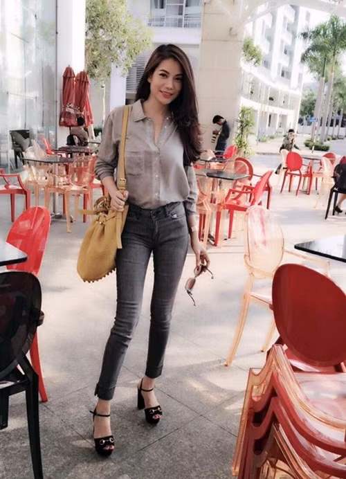 Hình ảnh: Trương Ngọc Ánh trẻ đẹp hơn tuổi nhờ quần jeans số 10