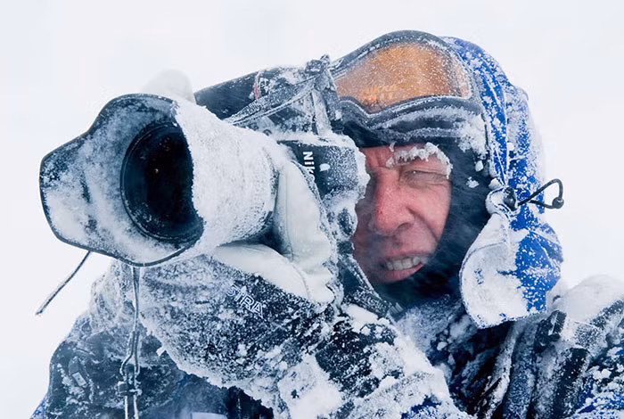 dedicated-photographers-22__700.