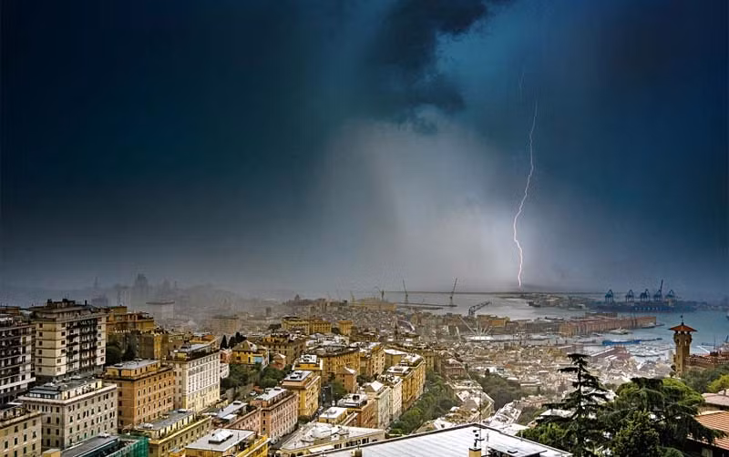 vòi rồng khổng lồ, Italia, lốc xoáy