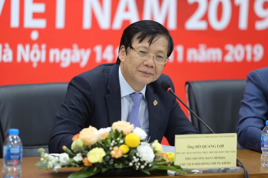Ông Hồ Quang Lợi – Phó Chủ tịch thường trực Hội Nhà báo Việt Nam giải đáp các vấn đề phóng viên quan tâm.
