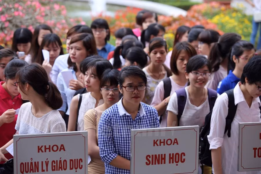 Sinh viên Trường ĐHSP Hà Nội. Ảnh: Vietnam+