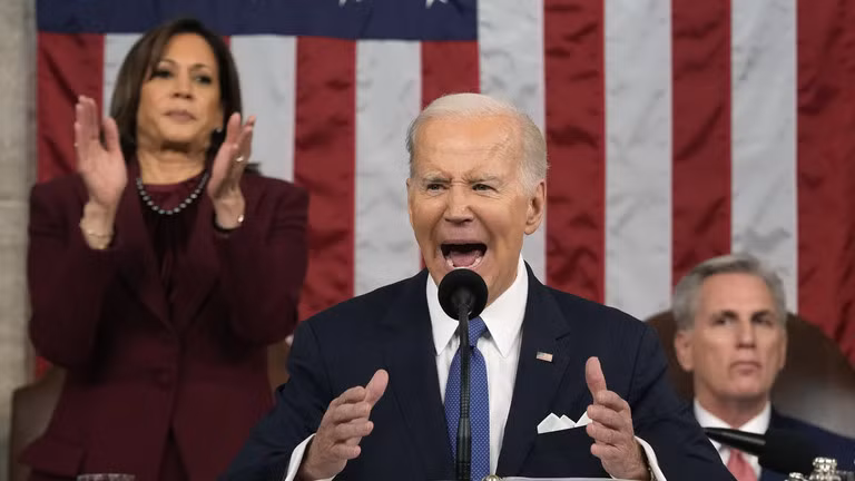 Tổng thống Mỹ Joe Biden trong Thông điệp Liên bang năm 2023. Tổng thống Mỹ Joe Biden trong Thông điệp Liên bang năm 2023.