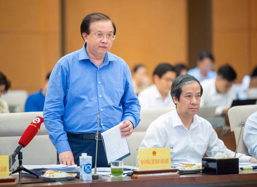 Thứ trưởng Bộ Văn hóa, Thể thao và Du lịch Tạ Quang Đông phát biểu tại buổi làm việc.