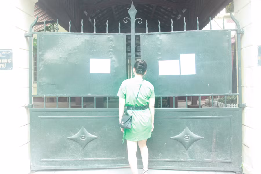 Nóng ruột chờ con tan thi Nóng ruột chờ con tan thi