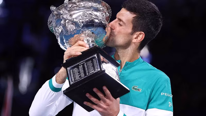 Novak Djokovic vô địch Australia mở rộng 2021.