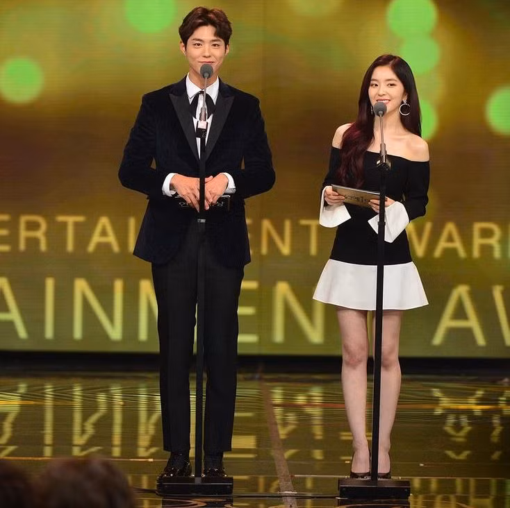 12 nữ thần tượng K-POP có chiều cao khiêm tốn nhất ảnh 4