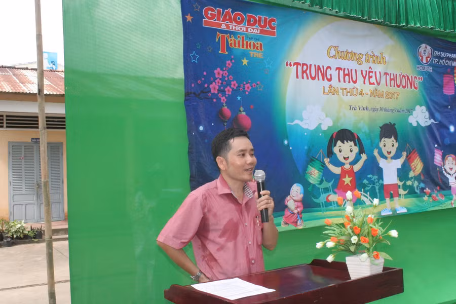 Ông Hoàng Công Chương, đại diện Báo GD&TĐ phát biểu tại buổi lễ