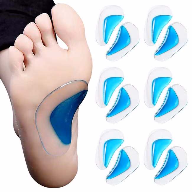 Khi các mỹ nhân trời Tây diện giày cao gót rộng ngoác: Không phải lớ ngớ vớ sai giày, mà là một chiêu bài tuyệt hay - Ảnh 6. Khi các mỹ nhân trời Tây diện giày cao gót rộng ngoác: Không phải lớ ngớ vớ sai giày, mà là một chiêu bài tuyệt hay - Ảnh 6.
