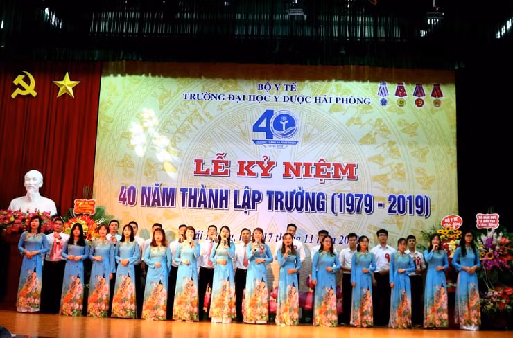 Chương trình văn nghệ chào mừng