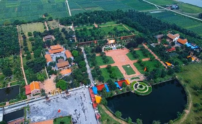 Toàn cảnh khuôn viên khu di tích quốc gia đặc biệt- Đền thờ Trạng Trình Nguyễn Bỉnh Khiêm