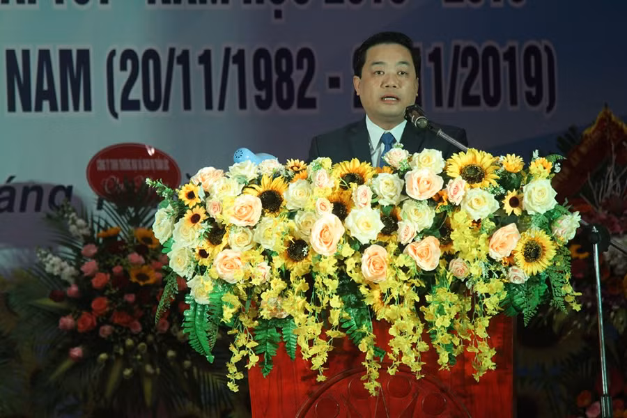Trưởng phòng GD&ĐT huyện An Dương Vũ Mạnh Hùng phát biểu tại hội nghị