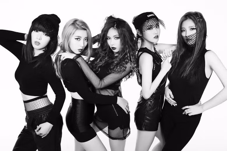 SISTAR, 4Minute, 2NE1... &nbsp;được fan ngóng trông quay trở lại ảnh 7