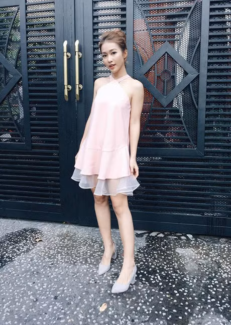 He den roi, hoc ngay sao Viet dien mot vay co yem nay ngay lap tuc - Anh 1