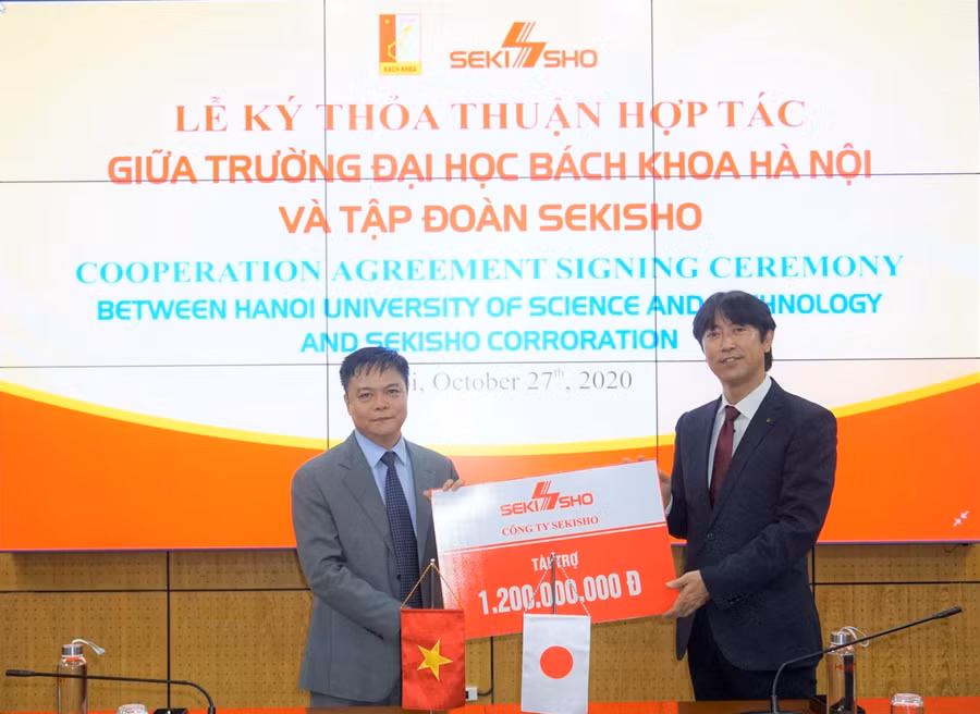 Tập đoàn Sekisho tài trợ Trường ĐH Bách khoa Hà Nội 1,2 tỷ đồng phục vụ các hoạt động thể thao, đào tạo kỹ năng mềm cho sinh viên.
