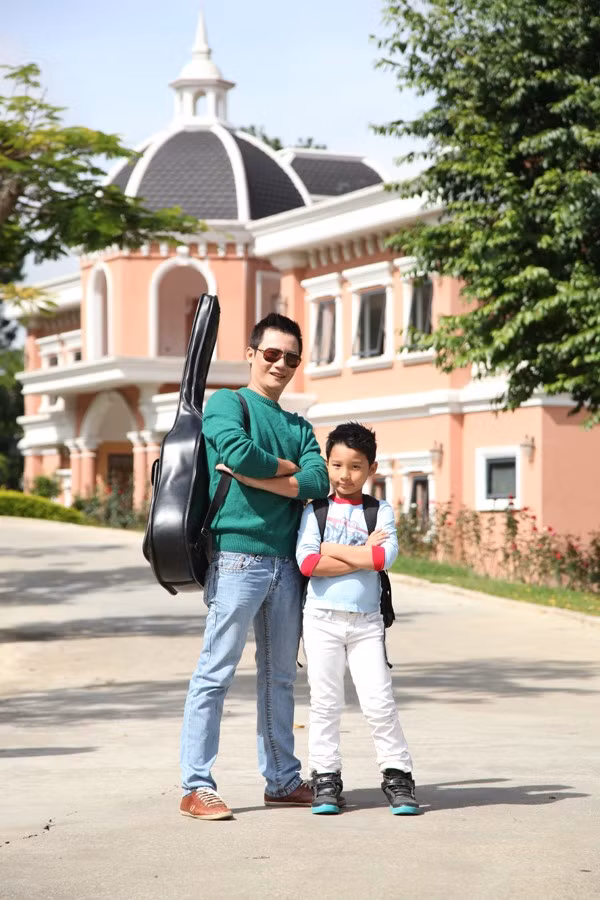 Tê Giác - Cậu bé cá tính giàu tình cảm của “Bố ơi mình đi đâu thế?“