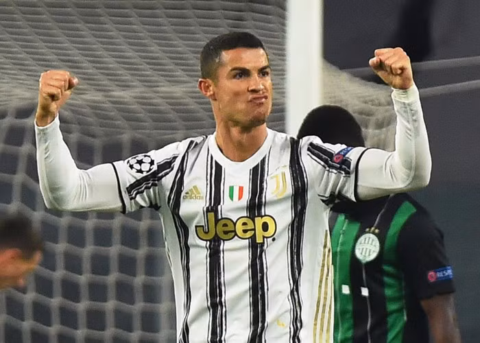 Nhưng kỷ lục của Messi nay đã được Ronaldo bắt kịp.