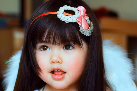 Những em bé đáng yêu đốn tim cư dân mạng thời gian qua