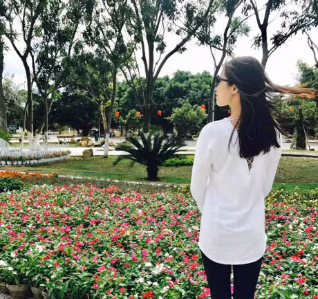 Gu thoi trang tu gian di den quyen ru kinh ngac cua A hau 3 Miss Eco Nguyen Thi Thanh - Anh 5