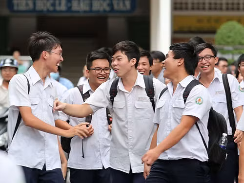 Phấn khởi điểm thi tốt nghiệp THPT 2014